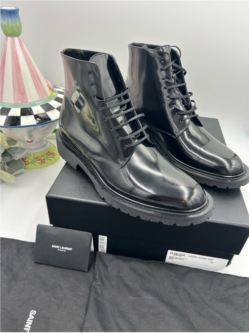 Men’s Saint Laurent glossy black men’s lace up ankle boots size 44 made in Italy